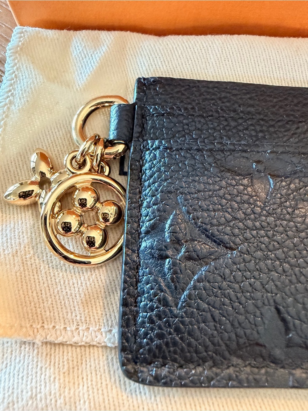 Louis Vuitton Black Monogram Embossed Card Holder with Gold Key Charm - Picture 2 of 7